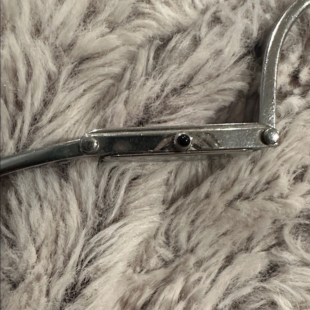 🎀Gucci watch pink🩷gucci watch silver gucci watch slim vintage bracelet watch - Picture 13 of 17